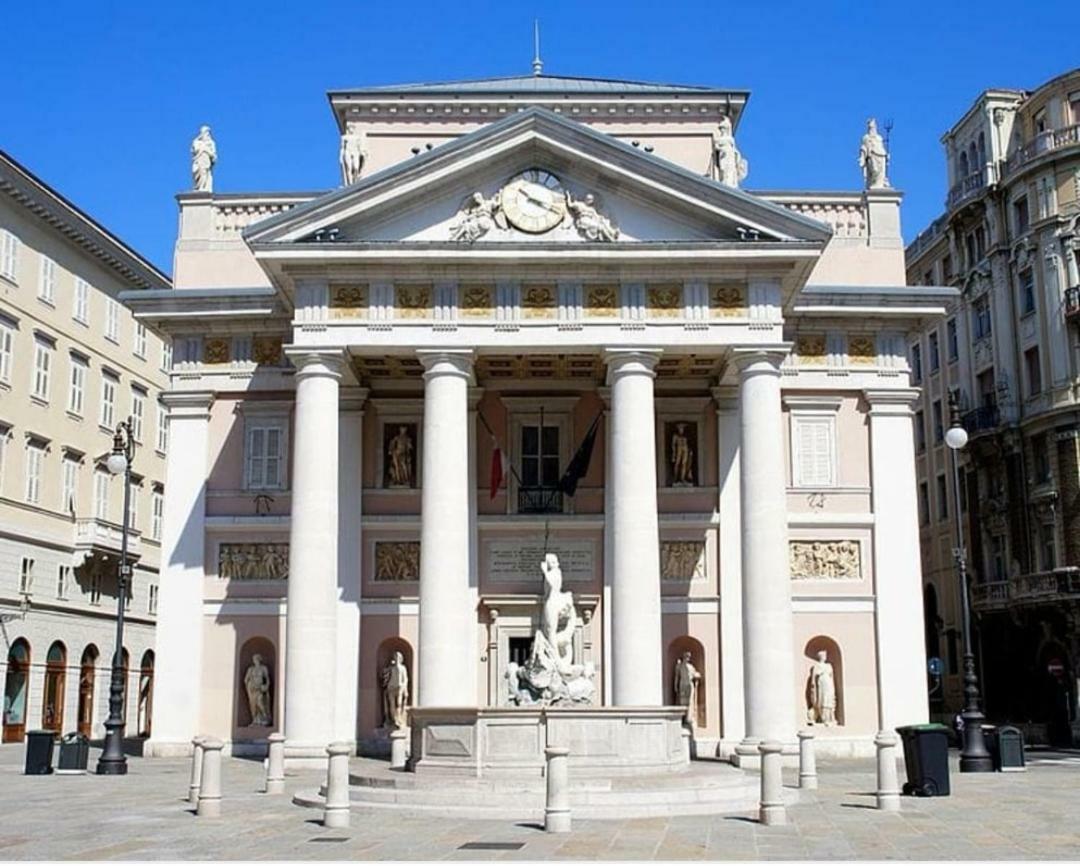 Fenice Trieste Exteriör bild